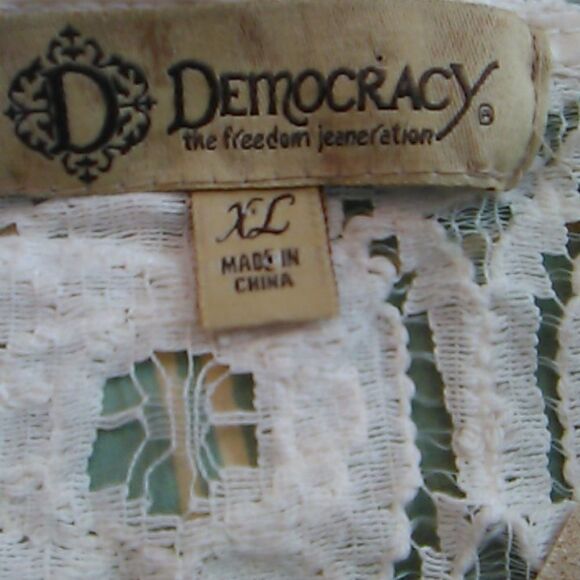 NWT Democracy Lace Top - Picture 7 of 12